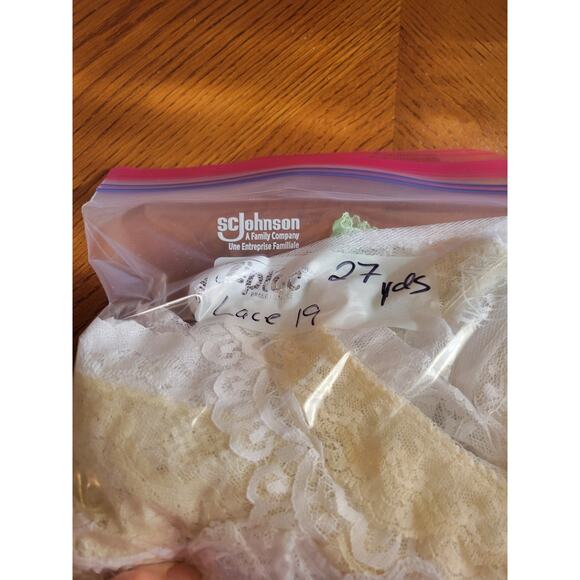 Lot of 27 Yards Assorted White Floral Lace Junk Journal Scrap booking Arts Craft - Picture 11 of 11